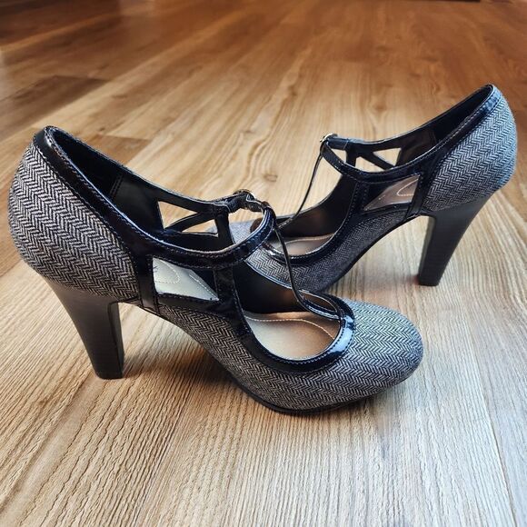 🩵DexFlex Comfort Herringbone T-Strap Heels Size 8.5 - Picture 6 of 13